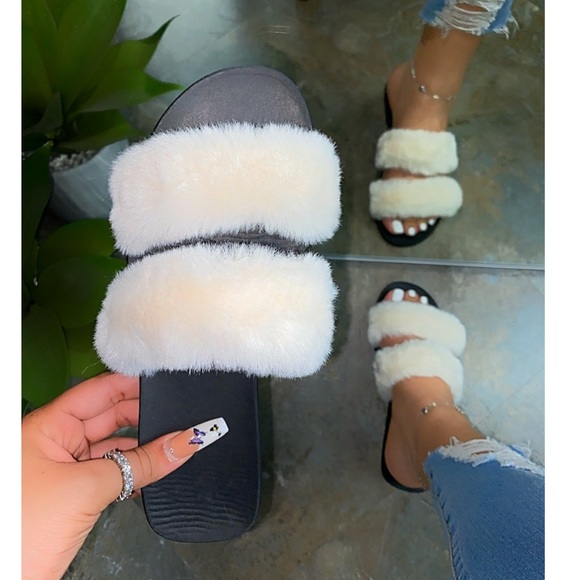 Double Band White Faux Fur Slides Sandals Slippers - Picture 5 of 7